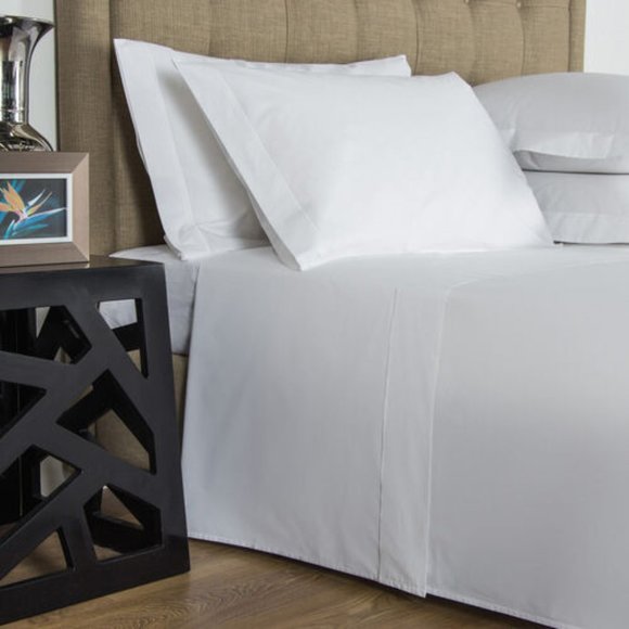 FRETTE ONE BOURDON QUEEN 4 PIECE SHEET SET PERCALE WHITE/WHITE - Picture 1 of 4